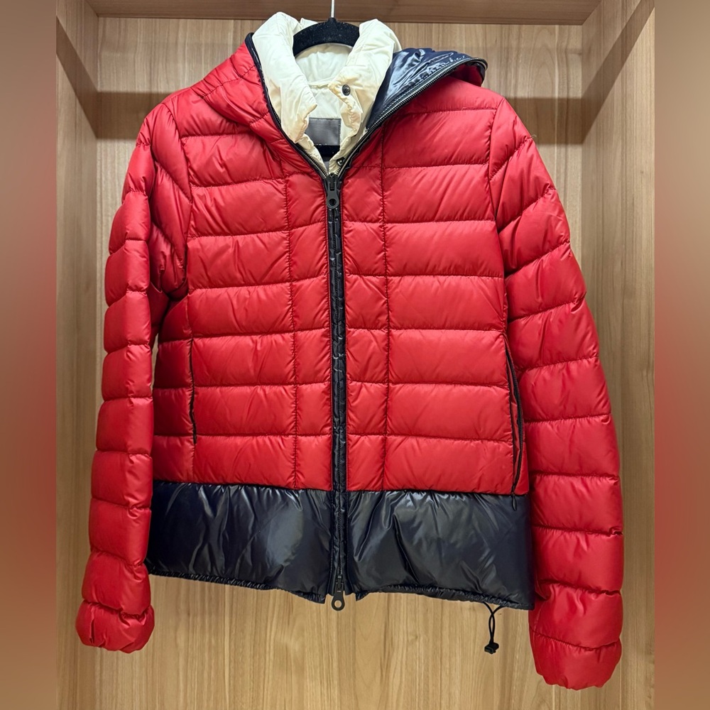 Duvetica Cream Puffer Jacket